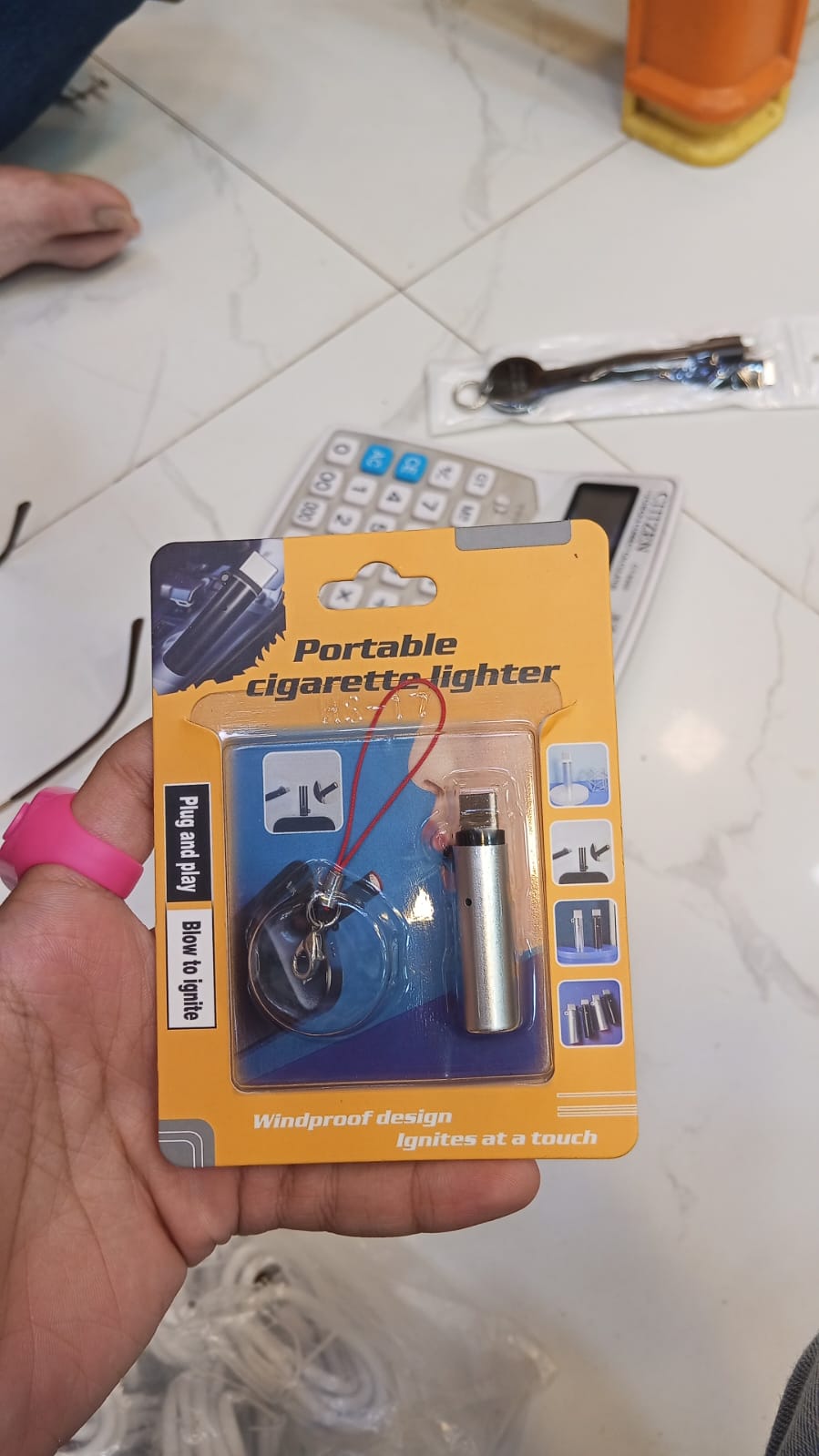 Keychain litter